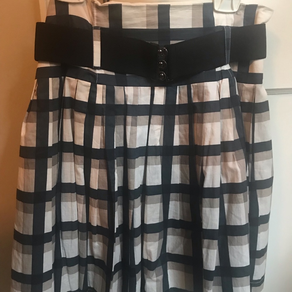 Forever 21 plaid skirt with black belt